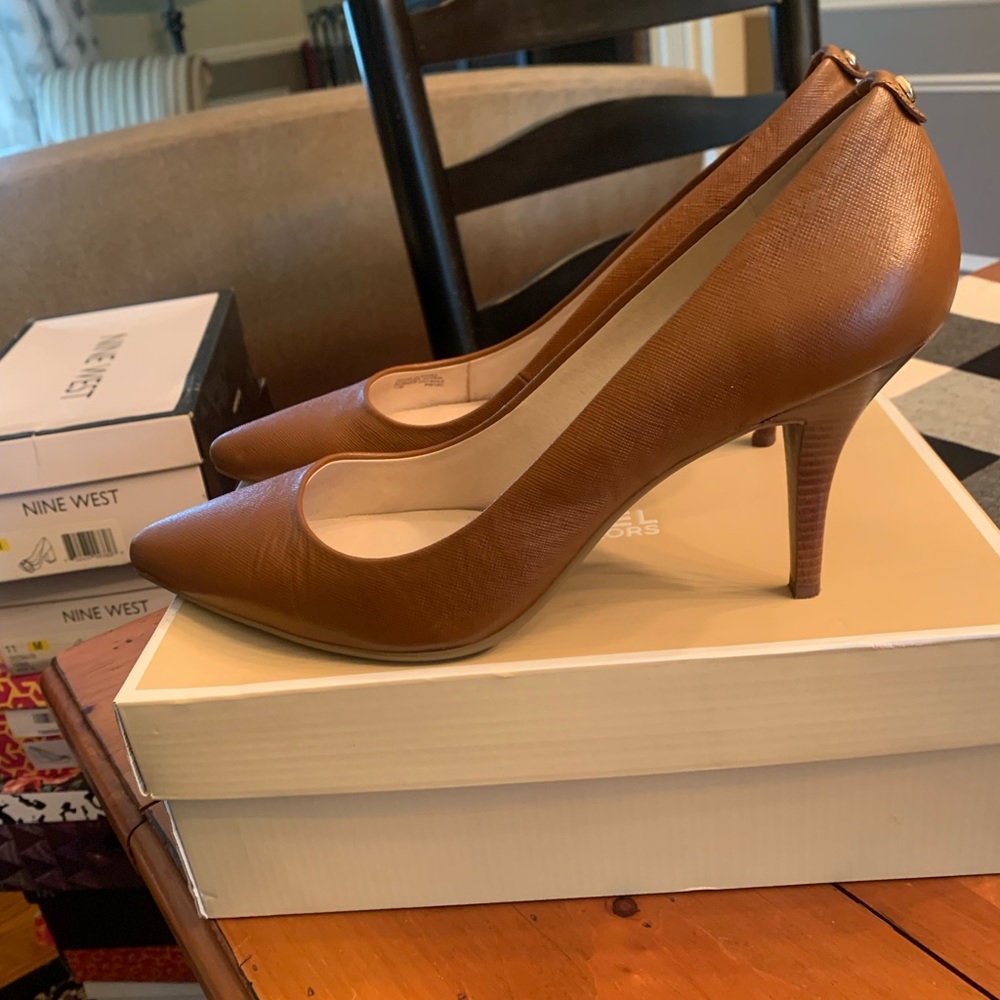COPY - Michael Kors pumps